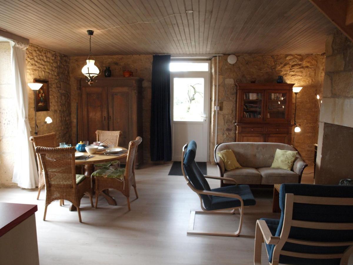 Cozy Cottage In Aquitaine With Private Swimming Pool Peyzac-le-Moustier Exterior photo